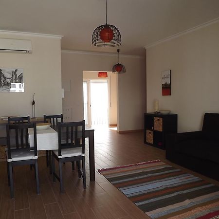 Entrecubos Guesthouse Olhão Екстериор снимка