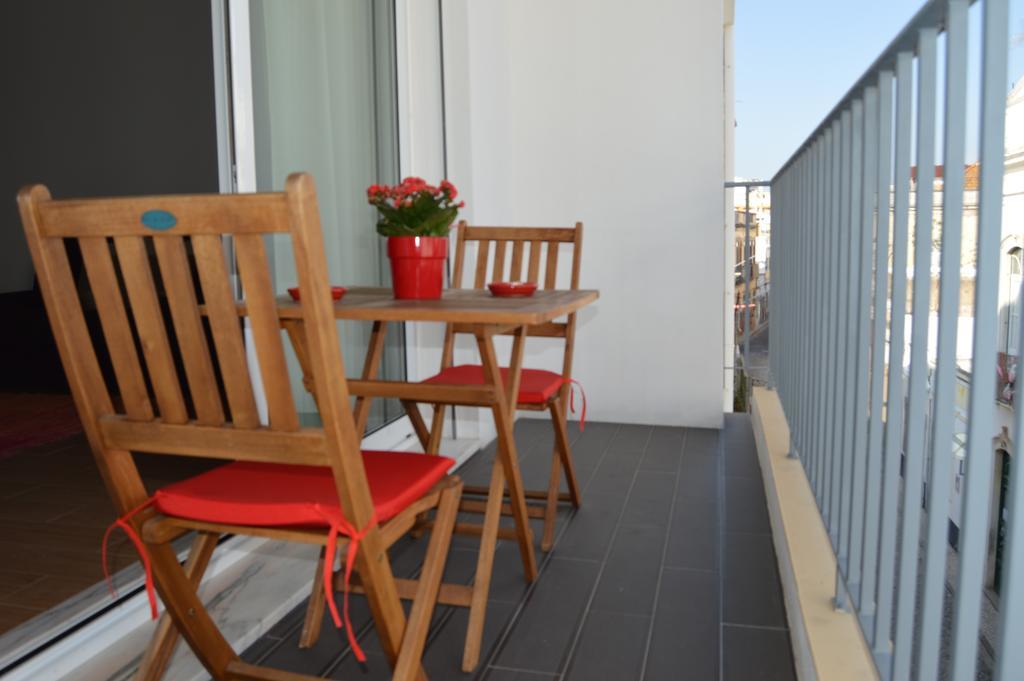 Entrecubos Guesthouse Olhão Стая снимка