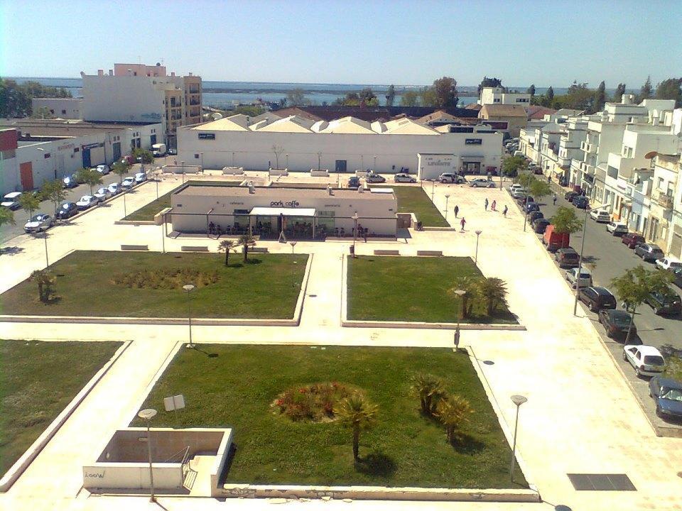 Entrecubos Guesthouse Olhão Екстериор снимка