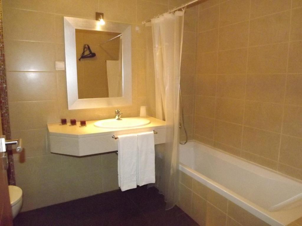 Entrecubos Guesthouse Olhão Стая снимка