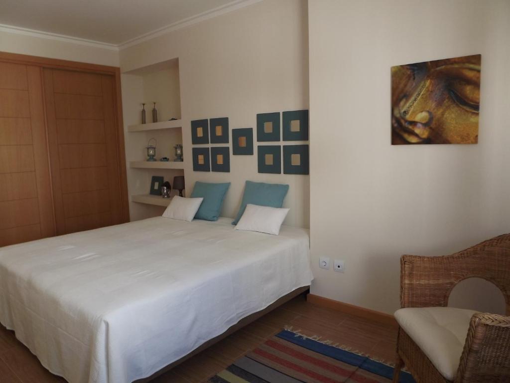 Entrecubos Guesthouse Olhão Стая снимка